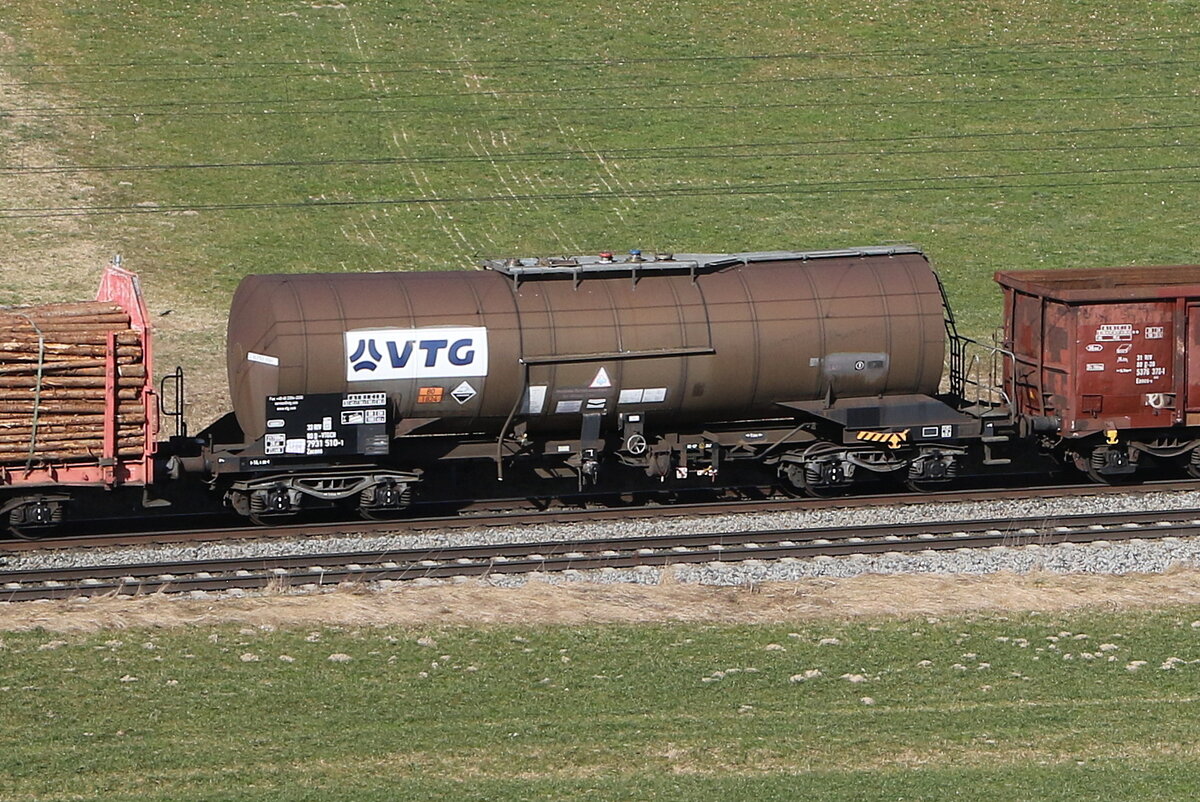7931 510 (Zacens) von  VTG  am 28. Februar 2026 bei Axdorf.