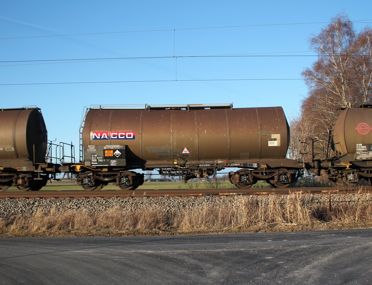 7931 746-7  NACCO  am 23. Dezember 2015 bei �bersee.