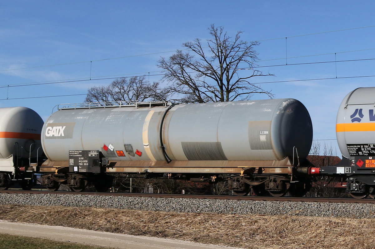 7956 202 (Zas) von  GATX  am 17. Januar 2020 bei �bersee.