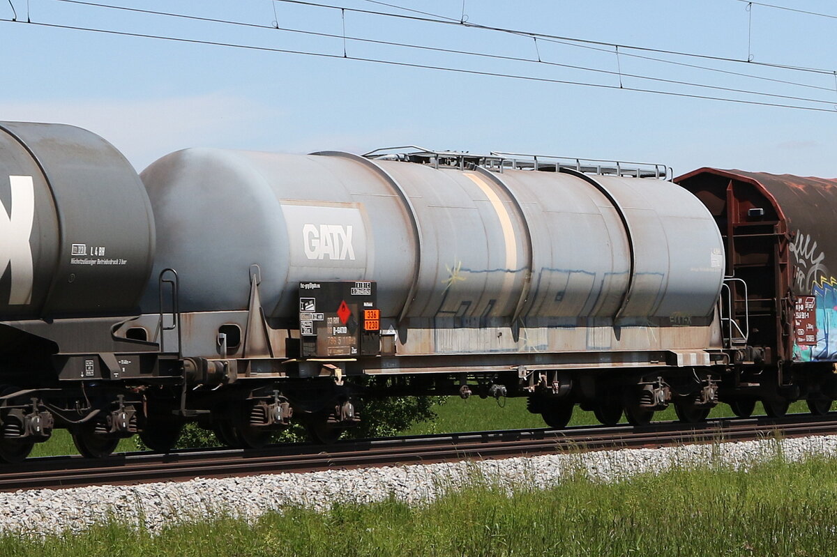 7965 118 (Zas) von  GATX  am 1. Juni 2021 bei �bersee.