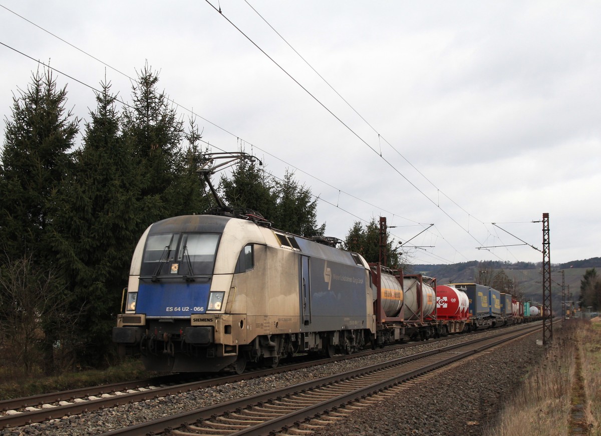 Am 21. Februar 2014 war Es 64 U2 066 der  Wiener-Lokal-Bahn  bei Th�ngersheim im Maintal unterwegs.