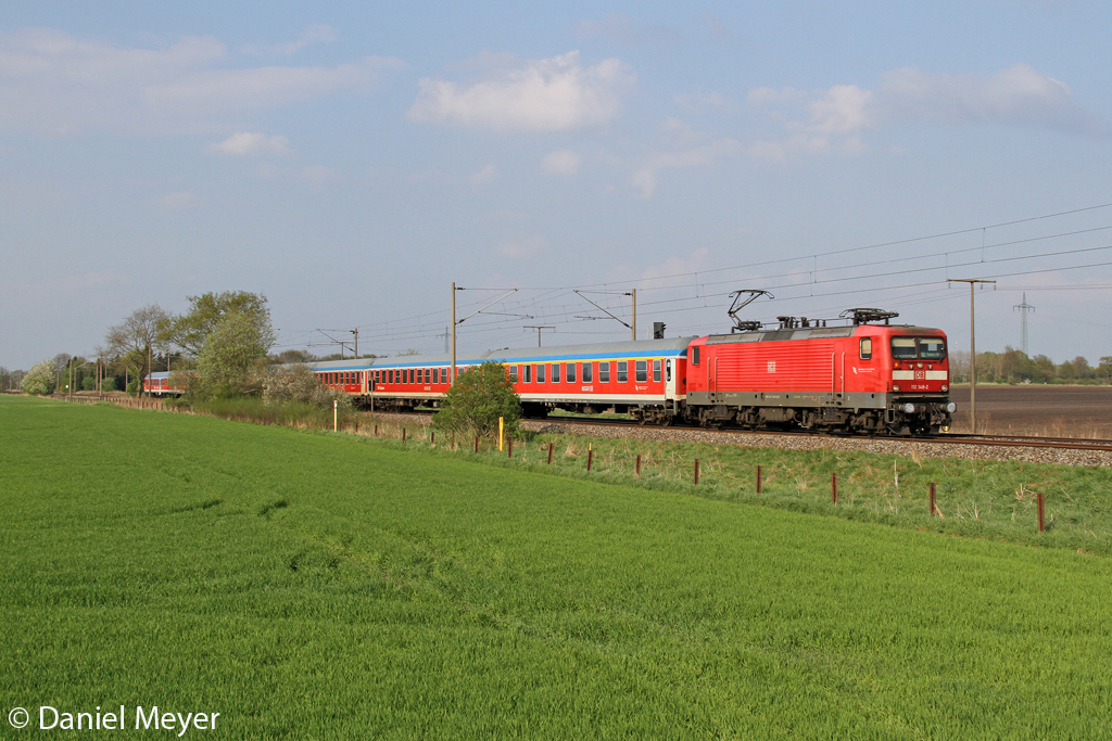 Die 112 148-2 bei Quarnstedt am 08,05,13 