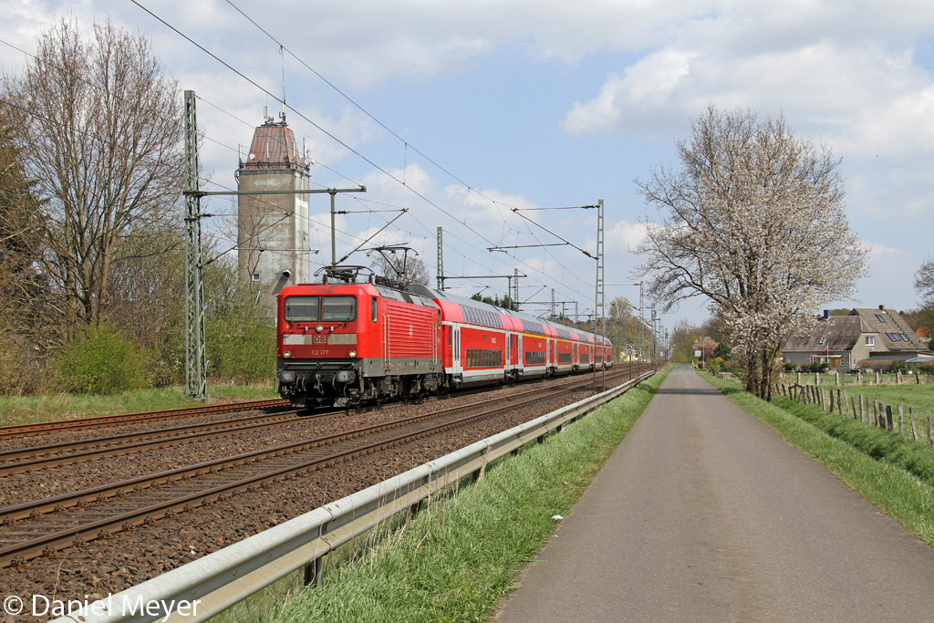 Die 112 177 in Brokstedt am 05,05,13 