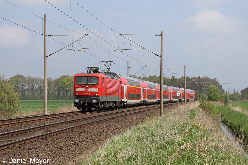 Die 112 178-9 bei Quarnstedt am 08,05,13 