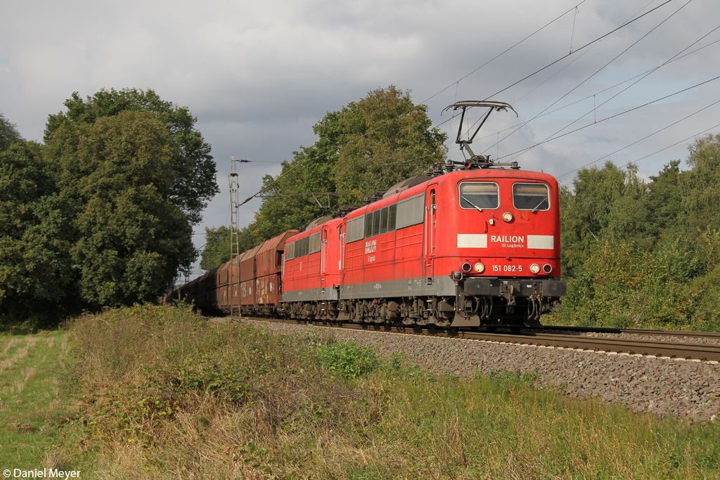 Die 151 082-5 und 151 052-8 in Ratingen Lintorf am 26.09.2013