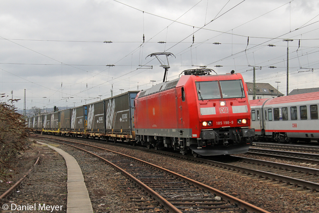 Die 185 198-9 in Koblenz L�tzel am 10,04,13
