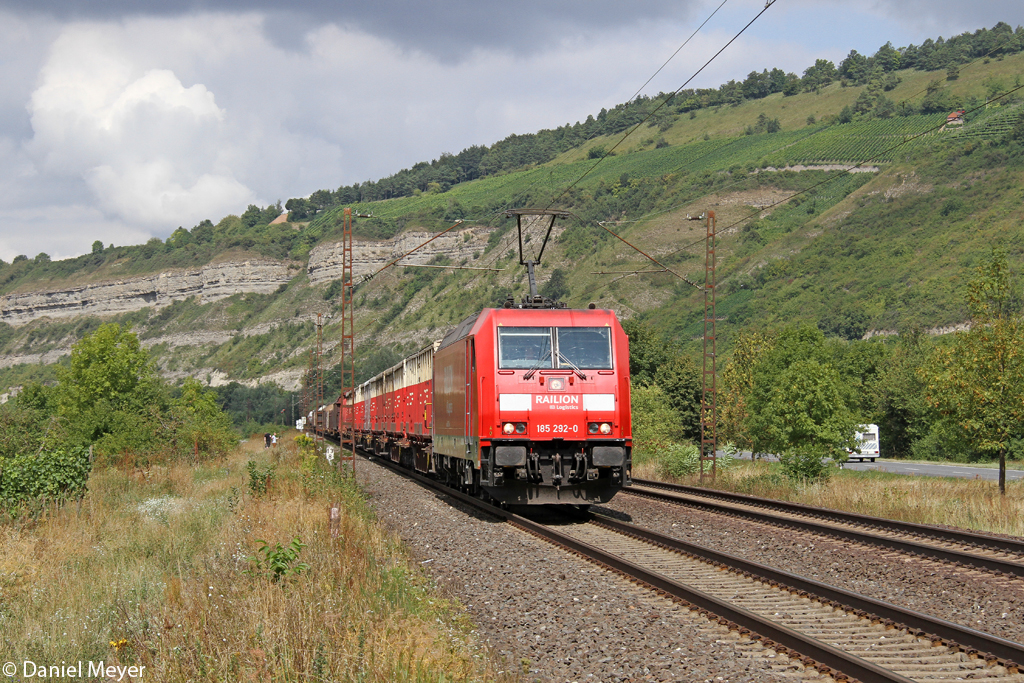 Die 185 292-0 in Th�ngersheim am 20.08.2013
