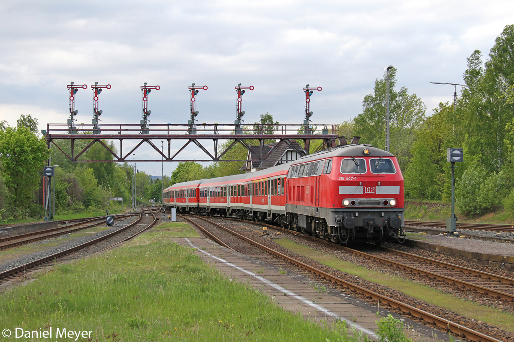 Die 218 447-1 in Bad Harzburg am 11.05.2013