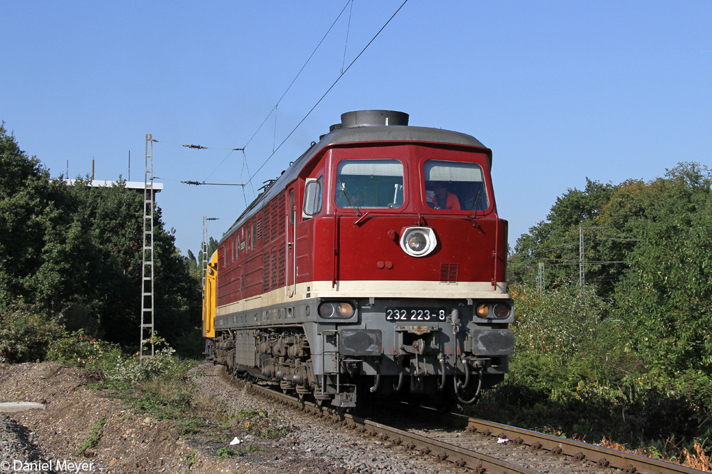 Die 232 223-8 in Duisburg Wedau am 28.09.2013