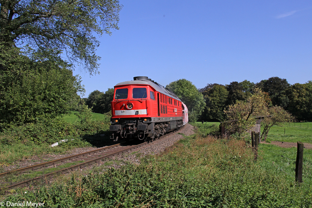 Die 232 502-5 mit einem Kalkzug in Ratingen am 28.09.2013 