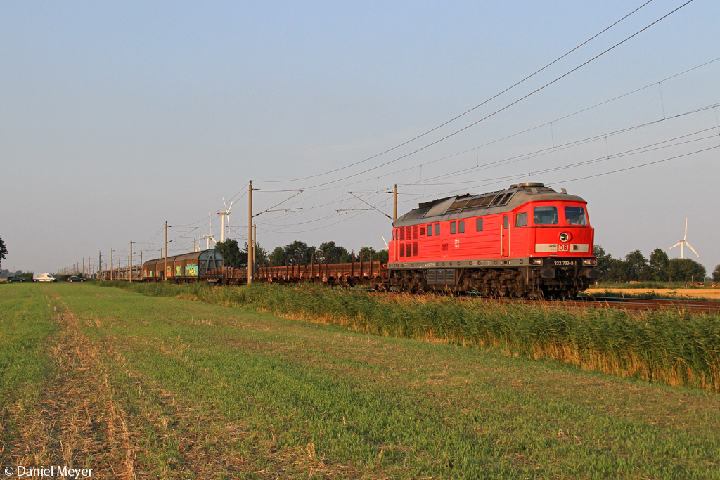 Die 232 703-9 bei Borsfleth am 01.08.2014
