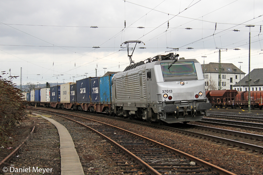 Die 37013 in Koblenz L�tzel am 10,04,13