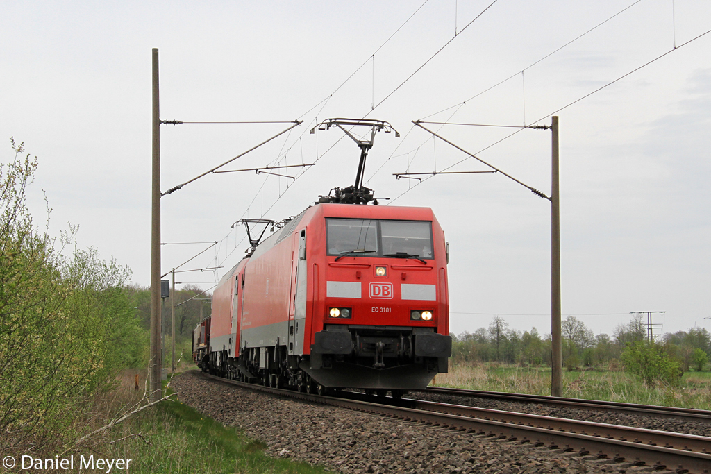 Die EG 3101 und EG 3102 bei Quarnstedt am 07,05,13   