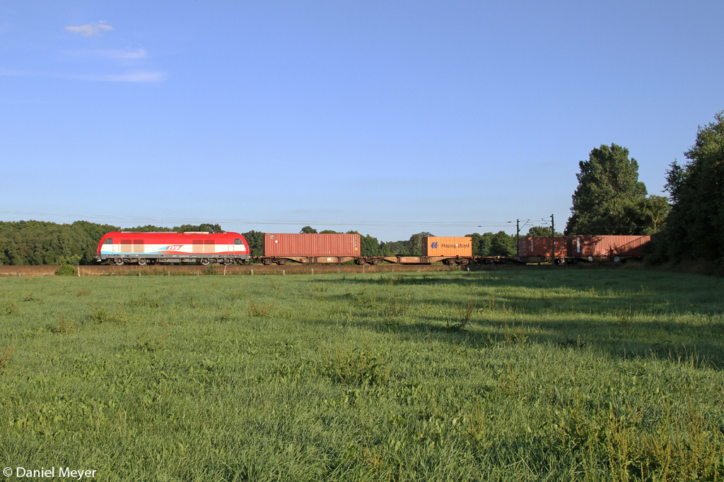 Die EVB 420 11 in Ramelsloh am 01.08.2013 