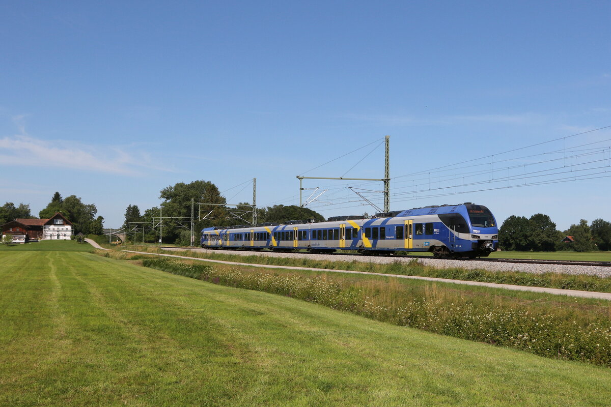 ET 306 auf dem Weg nach Salzburg am 12. Juli 2021 bei �bersee am Chiemsee.