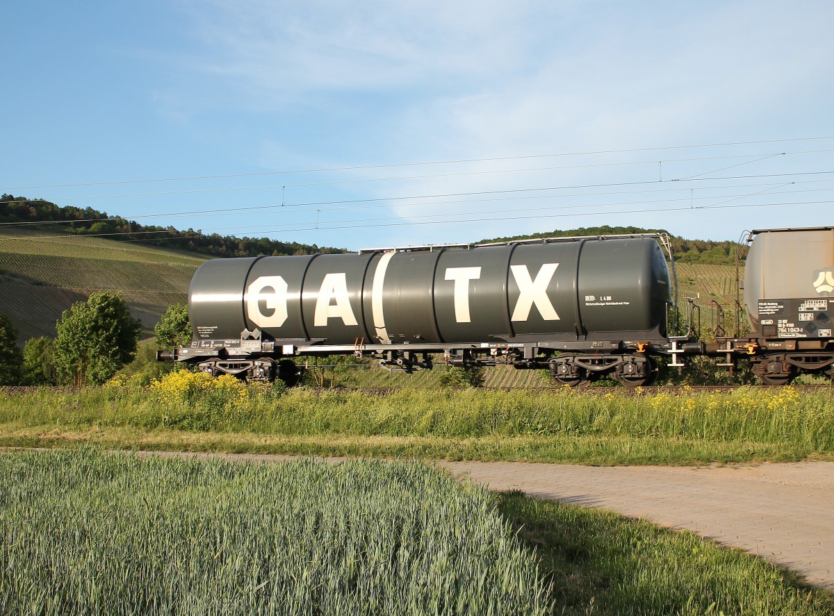 GATX 7846 802-8 bei Th�ngersheim am Main am 15. Mai 2015 aufgenommen.