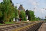 Blick vom Augsburg Bahnsteig in Gersthofen Richtung S�d.