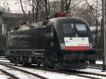 ES 64 U2-026 im winterlichen K�ln Deutzerfeld am 03.12.2010