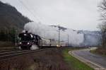 03 1010 als Zug 902 von Koblenz nach K�ln Messe/Deutz am 17.03.2013 bei Erpel(Rhein).