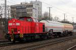 203 114-4 mit zwei KeWa in K�ln West am 27.02.2012