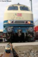 Die 217 014-0 in gro� und klein in Koblenz L�tzel am 07,04,13