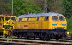 218 391-1, aufgenommen am 02.05.11, bei der Durchfahrt durch Neuoffingen.