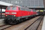 218 433-1 und 218 xxx-x am EC rtg Z�rich in M�nchen Hbf am 30.07.2011