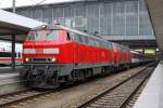 Die 218 433-1 und 218 418 in M�nchen Hbf am 30,07,11