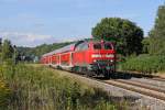 Die 218 427-3 mit RE in Mochenwangen am 30,07,12