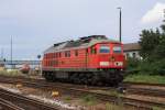 232 486 am 02.08.2010 im Bahnhof von M�hldorf.