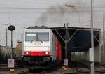 285 107-9 gibt Rauchzeichen in Br�hl Vochem am 29.03.2012