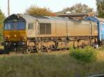 eine  leicht  verstaubte Class 66 der DLC in Br�hl bei der HGK im Okt.09