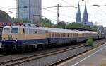 E10 1239 mit ihrem Rheingoldzug in K�ln Messe/Deutz am 23.05.2011