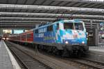 Die 111 017-0 in M�nchen Hbf am 01,08,11