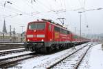 Die 111 121 in Koblenz Hbf am 20,01,13