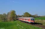 111 145-5 schiebt die RB 27679 (Wuppertal-Vohwinkel - Köln Hbf) am 19.04.2015 in Haan-Ellscheid.
