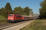 111 066-7 mit einem Fl�chtlingssonderzug am 2.