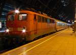 115 205-7 mit einem aus Emden in K�ln Hbf endenden IC an Gleis 7 am 02.01.2011