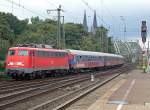 115 332-9 am IC2863 in K�ln/Messe Deutz am 27.08.2010