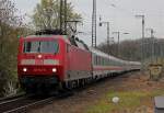 120 132-6 mit IC in K�ln West am 05.04.2012