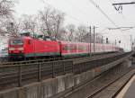 143 601-3 auf der S6 nach K�ln Hansaring in K�ln Messe/Deutz am 03.04.2013