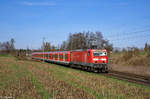 143 853-0 mit der S1 (Dortmund Hbf - Essen-Steele Ost) am 26.03.2017 zwischen Wattenscheid-Höntrop und Essen-Eiberg.

