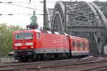 Die 143 330 als S6 in K�ln Hbf am 07,05,10