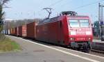 Railion 145 061-8 f�hrt durch Uelzen (13.04.10)