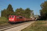 151 001-5 mit einem gemischten G�terzug aus Freilassing kommend am 2.