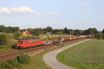 155 013 mit einem gemischten G�terzug am 31. August 2019 bei Langwedel.