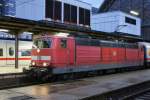Die DB181 222-1 steht ganz fr�h morgens in Frankfurt am Main Hbf und wartet mit ihrem IC in Richtung Saarbr�cken auf zu machen.