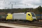 Eine der letzten Gelb-Silbernen! ES 64 U2-010, aufgenommen am 31.03.11, bei der Durchfahrt durch Treuchtlingen.