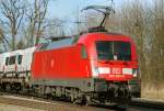 182 024-0, aufgenommen am 27.02.10, bei der Durchfahrt durch A�ling, Strecke M�nchen-Rosenheim.
