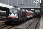 Die ES 64 U2-001 in M�nchen Hbf am 07,08,10